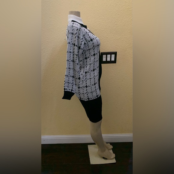 NWT VTG A’Milano Size Small Mock Neck Long Sleeve Sweater Dress - Picture 3 of 9